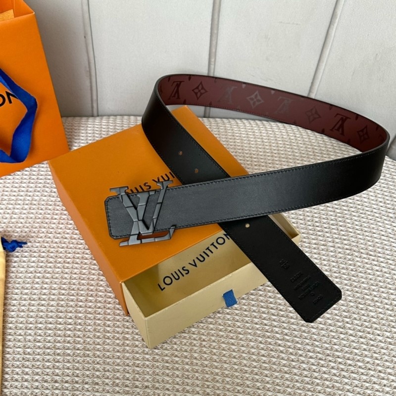 l0vis Vvtt0n belts